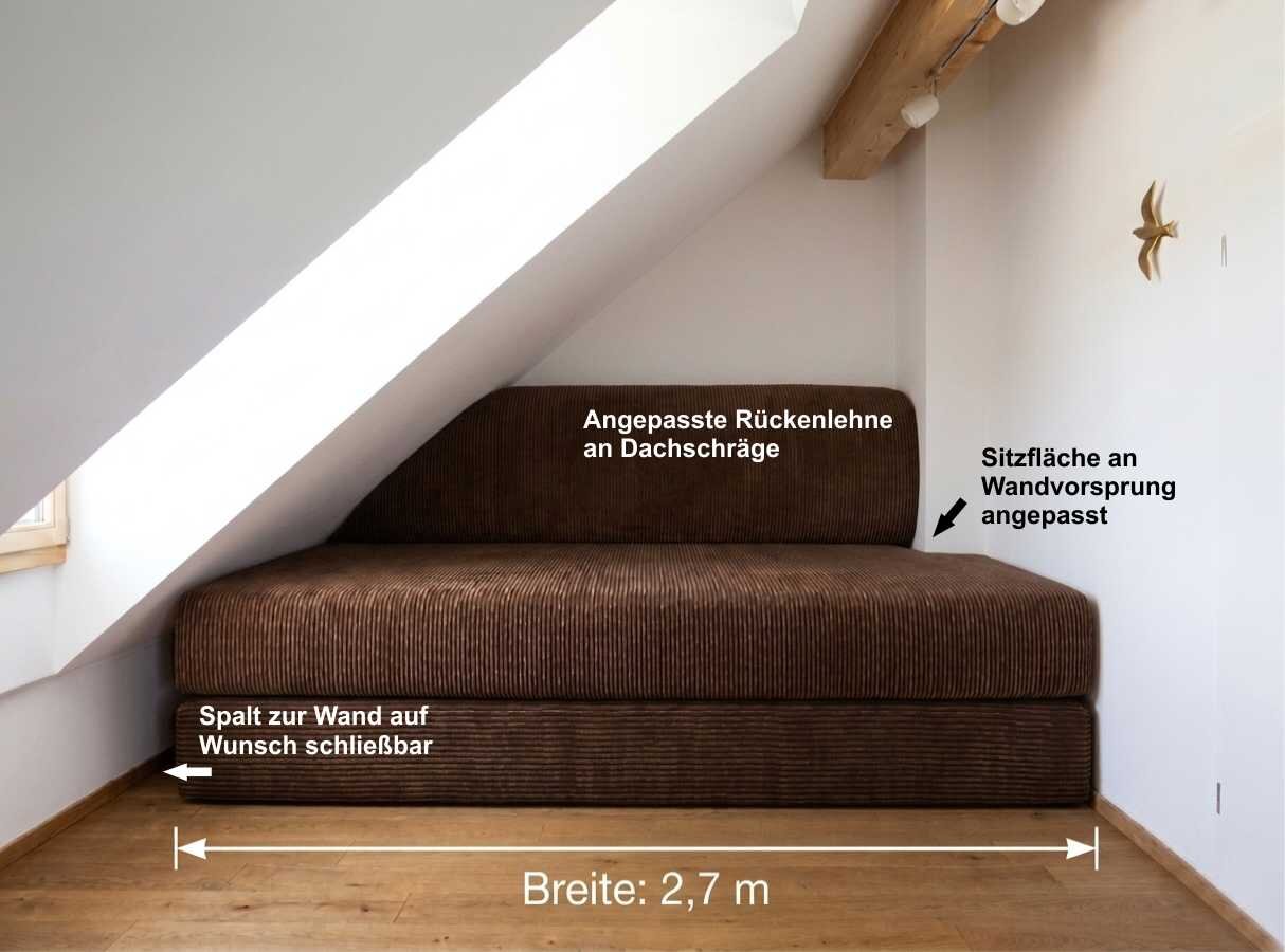 Maßanfertigung für Sofa unter der Dachschräge bei alsterdüne in Hamburg
